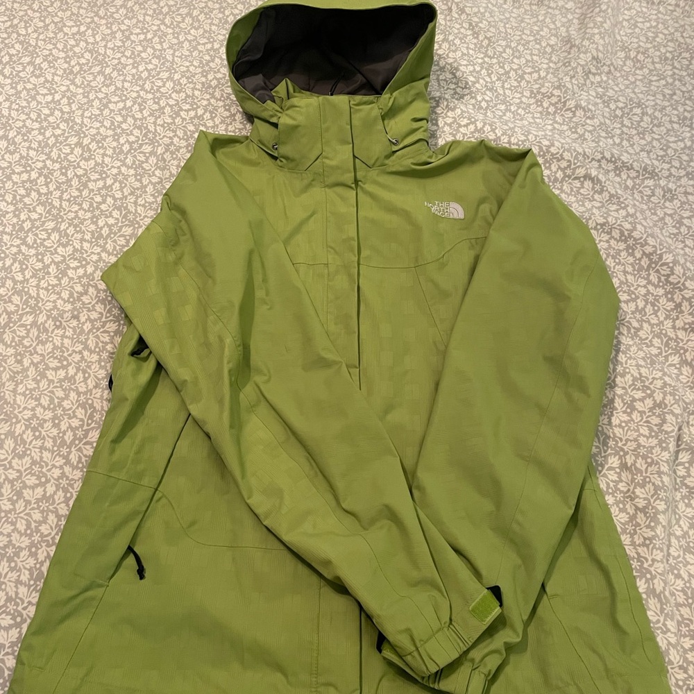 The North Face Women’s Rain Jacket / Shell Adjustable Lime Green XL Hiking